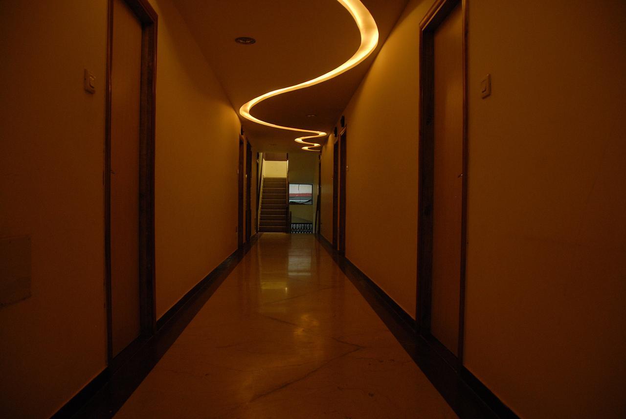 Hotel Vrinda Nāthdwāra Екстериор снимка